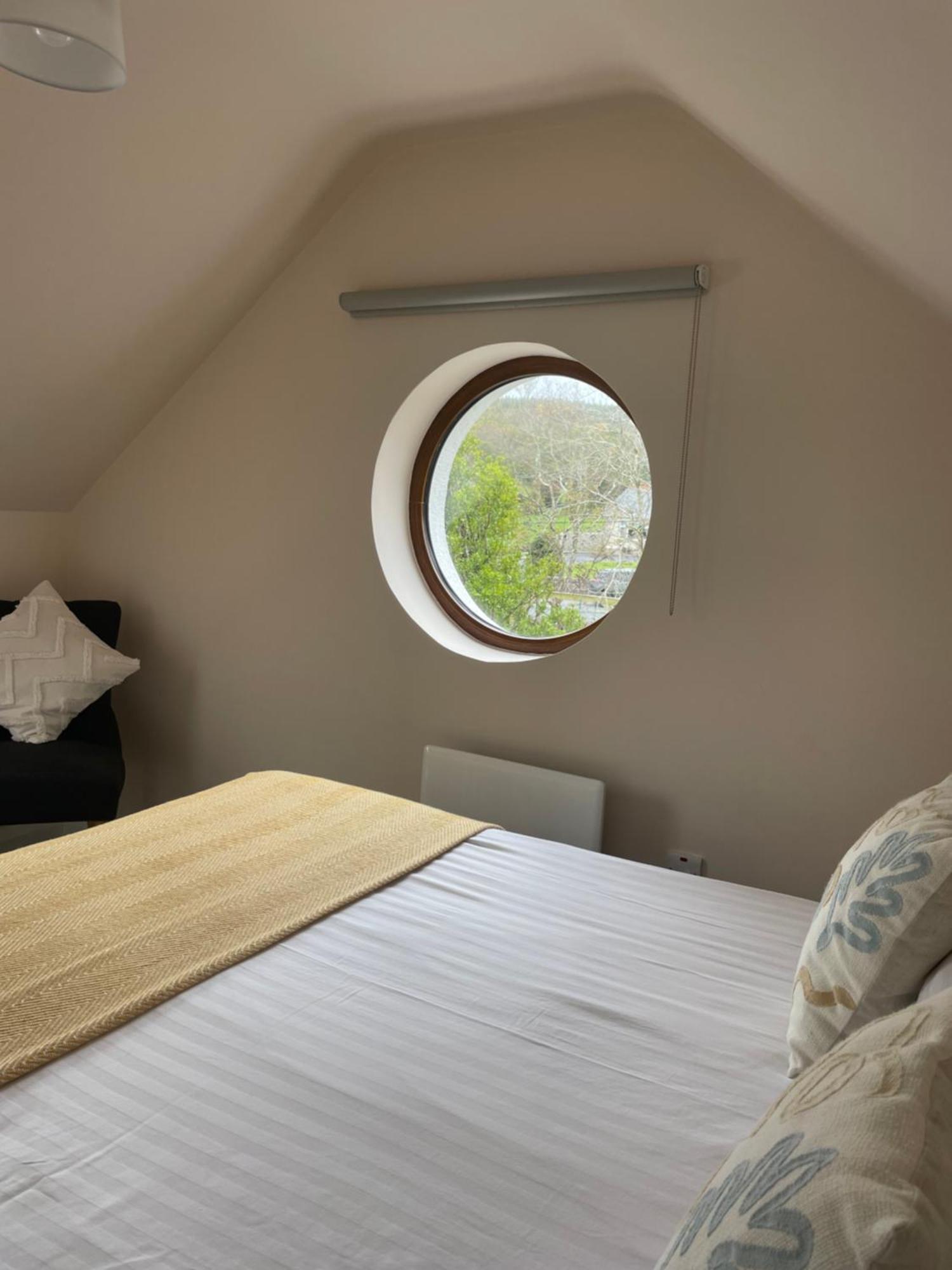 Shindilla Cottage Air B&B Γκάλγουεϊ Εξωτερικό φωτογραφία
